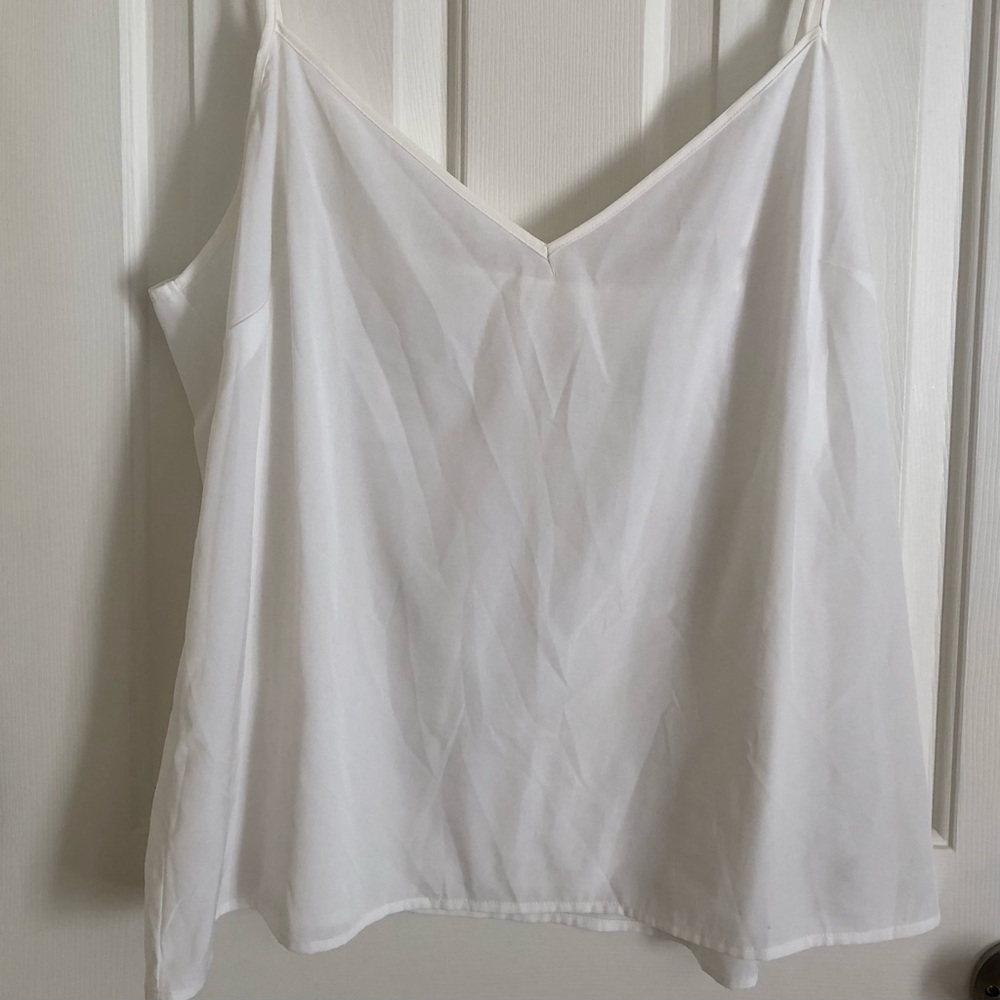 ASOS Curve dotty blouse - Picture 6 of 10